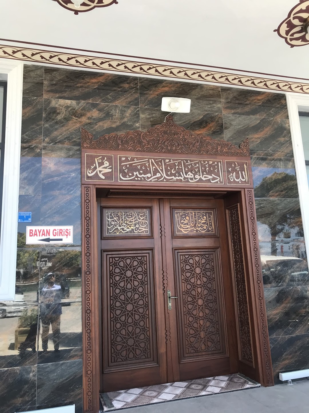 Haci Osman - Hayriye Okumus Sahil Camii