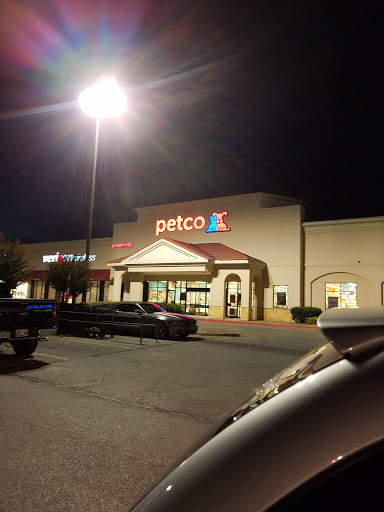 Pet Supply Store «Petco Animal Supplies», reviews and photos, 4915 E 41st St C, Tulsa, OK 74135, USA