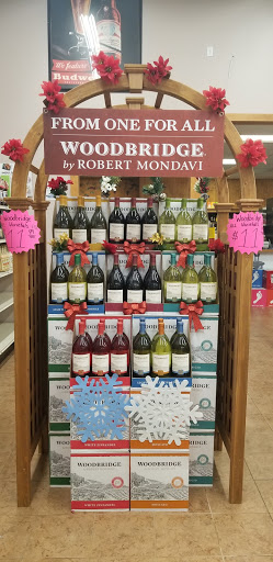 Liquor Store «Windham Wine & Spirits», reviews and photos, 1182 Main St, Willimantic, CT 06226, USA