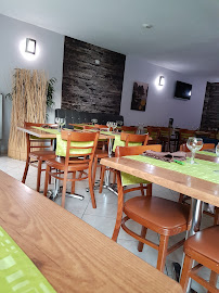 Atmosphère du Restaurant vietnamien Chez Ly à Lourdes - n°4