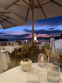 Atmosphère du Restaurant La Bouillabaisse Plage Saint-Tropez - n°16