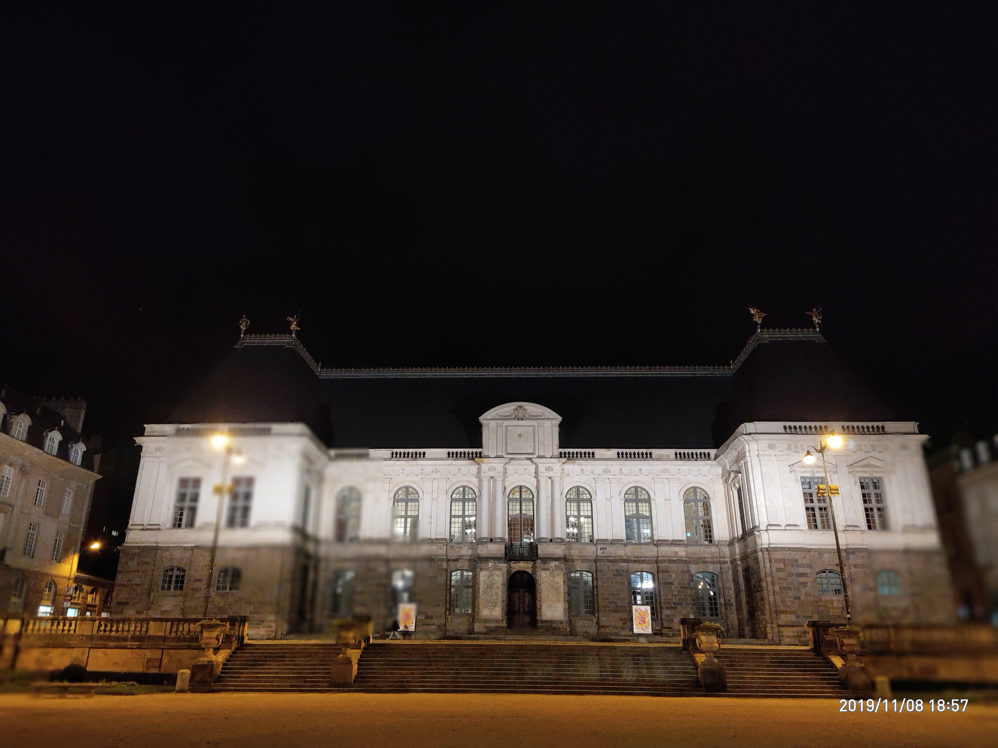 Photo n° 1 de l'avis de Javier.e fait le 08/11/2019 à 20:15