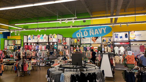 Clothing Store «Old Navy», reviews and photos, 2409 Taylor Park Dr, Reynoldsburg, OH 43068, USA