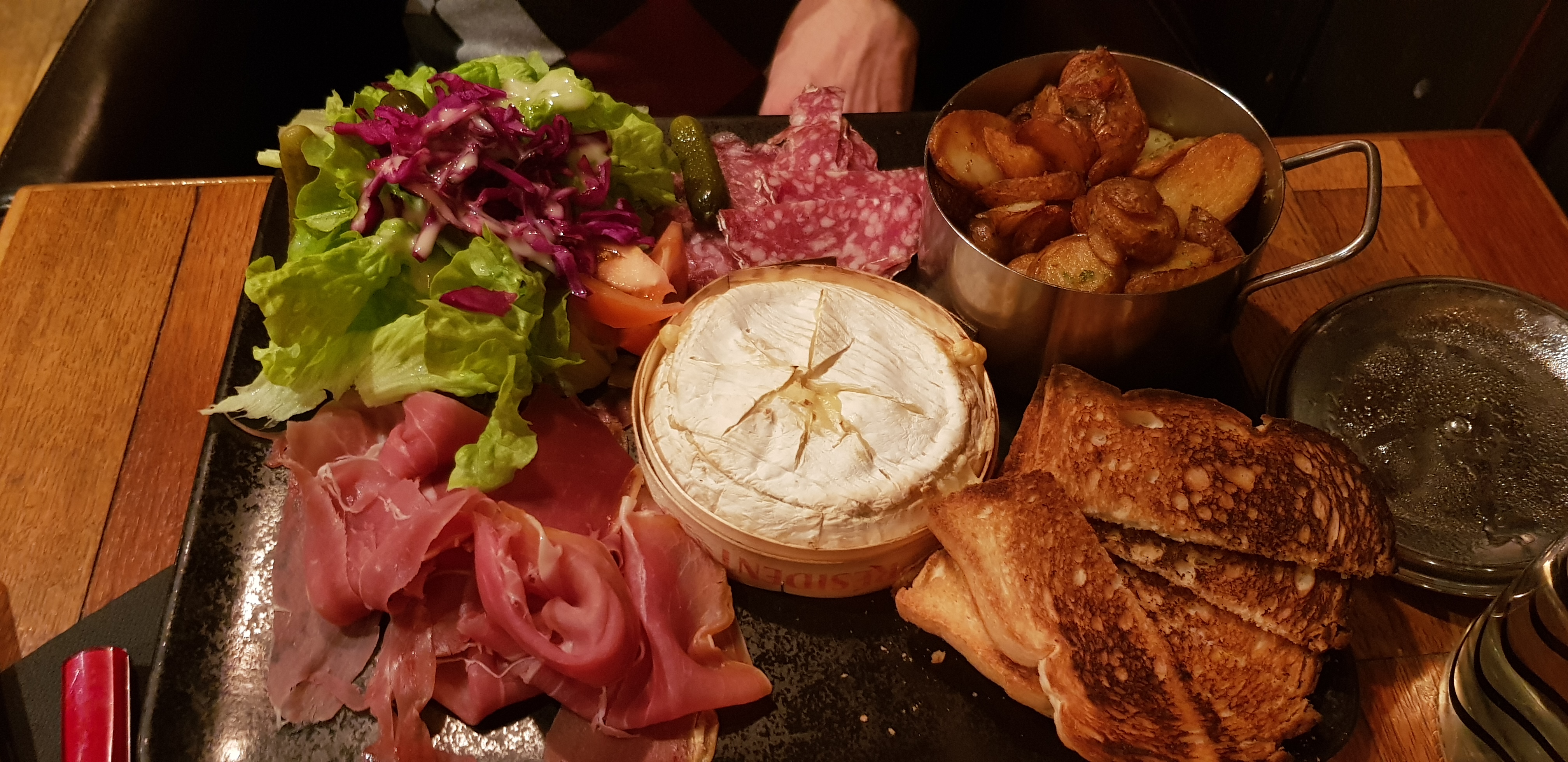 Photo n° 1 de l'avis de Angele.a fait le 28/01/2019 à 07:38