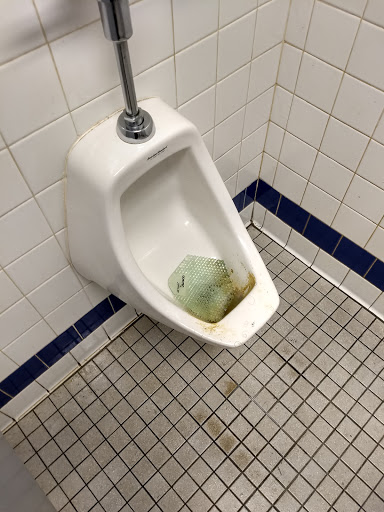 Truck Stop «Pioneer Villa Truck Plaza Inc», reviews and photos, 33180 OR-228, Halsey, OR 97348, USA