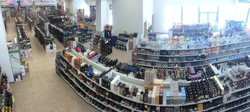 Liquor Store «Classic Liquors», reviews and photos, 149 Danbury Rd, New Milford, CT 06776, USA