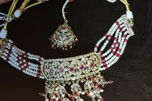 Arihanth Jewellers image