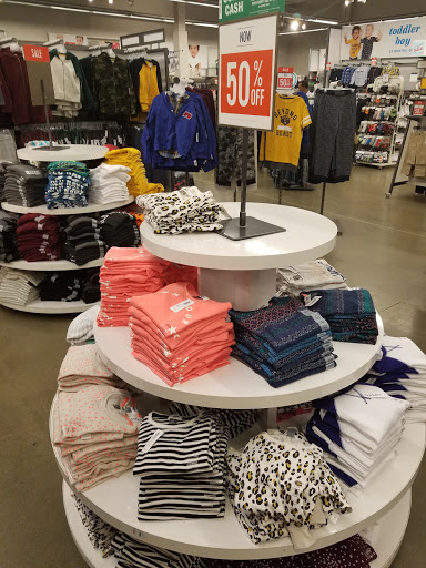 Clothing Store «Old Navy», reviews and photos, 17470 Southcenter Pkwy, Tukwila, WA 98188, USA