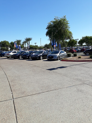 Hyundai Dealer «San Tan Hyundai», reviews and photos, 3252 S Auto Way, Gilbert, AZ 85297, USA