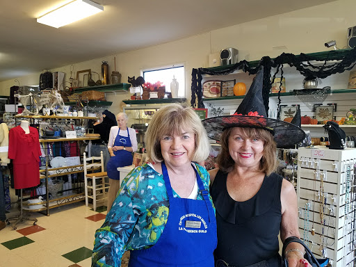 Thrift Store «Childrens Hospital Thrift Shop», reviews and photos, 3301 Burbank Blvd, Burbank, CA 91505, USA