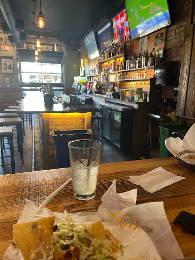 Burrito Restaurant «Burrito Envy & Tequila Bar», reviews and photos, 6113 N Maple St, Omaha, NE 68104, USA