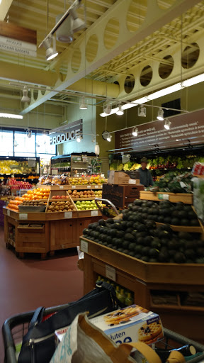 Grocery Store «New Seasons Market Hawthorne», reviews and photos, 4034 SE Hawthorne Blvd, Portland, OR 97214, USA