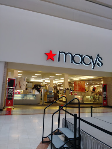 Shopping Mall «The Gallery at South DeKalb», reviews and photos, 2801 Candler Rd, Decatur, GA 30034, USA