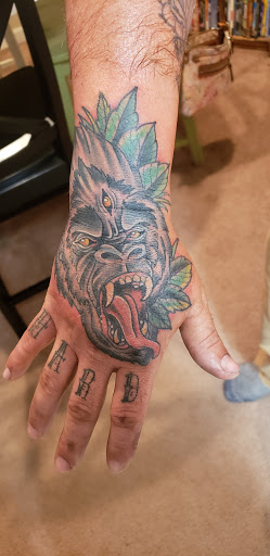 Tattoo Shop «Diamond Thieves Body Piercing and Tattoo», reviews and photos, 1060 Patton Ave, Asheville, NC 28806, USA