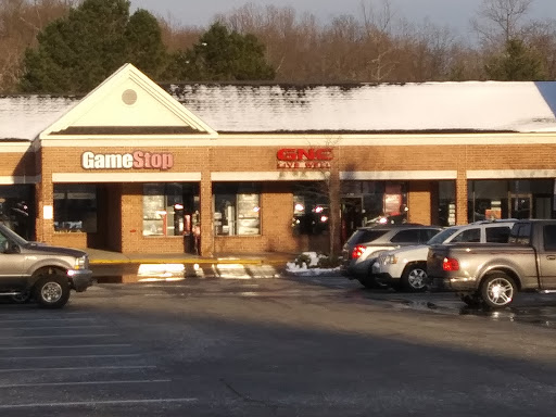 GameStop, 725 Solomons Island Rd N c, Prince Frederick, MD 20678, USA, 