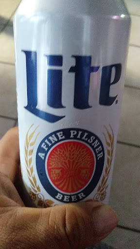 Liquor Store «Chicago Lake Liquors», reviews and photos, 825 E Lake St, Minneapolis, MN 55407, USA