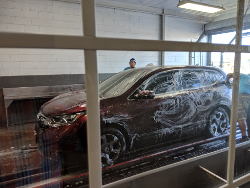 Car Wash «Corona Car Wash & Car Detailing», reviews and photos, 1401 W 6th St, Corona, CA 92882, USA