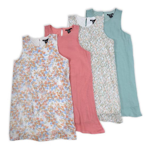 Clothing Store «Factory Connection», reviews and photos, 507 Ellington Dr, Lafayette, TN 37083, USA