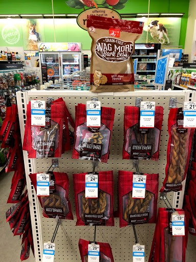 Pet Supply Store «Petco Animal Supplies», reviews and photos, 2901 32nd Ave S, Grand Forks, ND 58201, USA