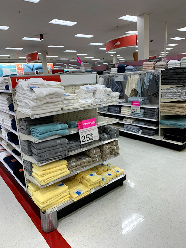 Department Store «Target», reviews and photos, 2001 South Rd, Poughkeepsie, NY 12601, USA