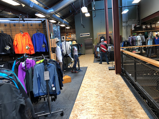 Camping Store «REI», reviews and photos, 840 Brannan St, San Francisco, CA 94103, USA