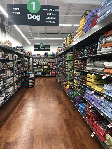 Pet Supply Store «Pet Supplies Plus», reviews and photos, 391 Broadway, Hillsdale, NJ 07642, USA