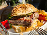 Hamburger du Restaurant de grillades à la française La fontaine à Lourmarin - n°9