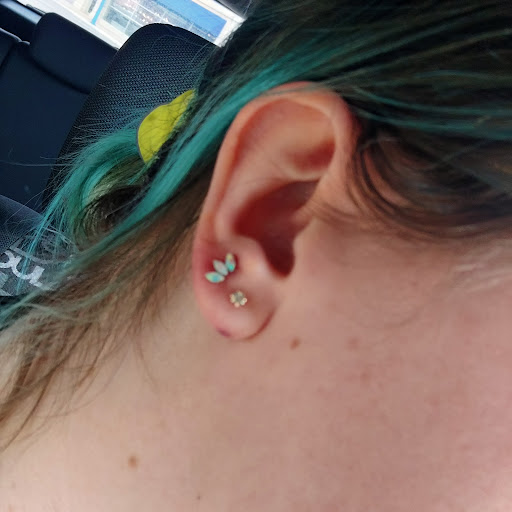 Tattoo Shop «Elektrik Chair», reviews and photos, 1201 E Douglas Ave, Wichita, KS 67211, USA