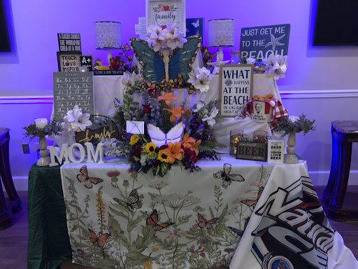 Funeral Home «Gonzalez Funeral Home», reviews and photos, 7209 N Dale Mabry Hwy, Tampa, FL 33614, USA