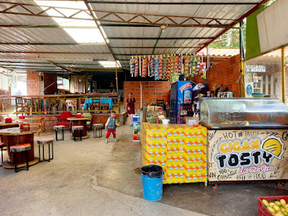Restaurante y estadero DONDE MIRO - Iscala sur, Chinácota, Norte de Santander, Colombia