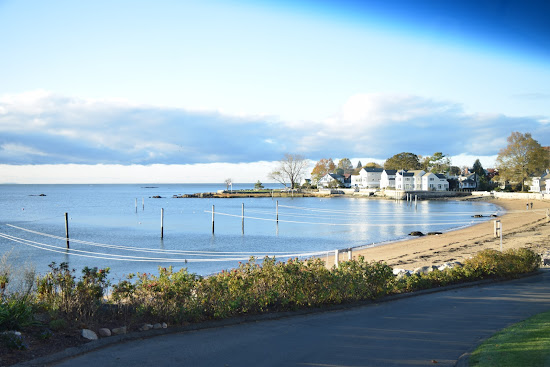 Hotchkiss Grove Beach