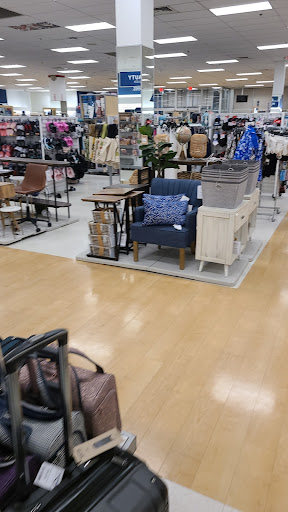 Department Store «Marshalls», reviews and photos, 90 Pleasant Valley Rd., Methuen, MA 01844, USA