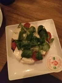 Salade caprese du Restaurant de spécialités alsaciennes Restaurant Les Chauvins Père & Fils à Strasbourg - n°8
