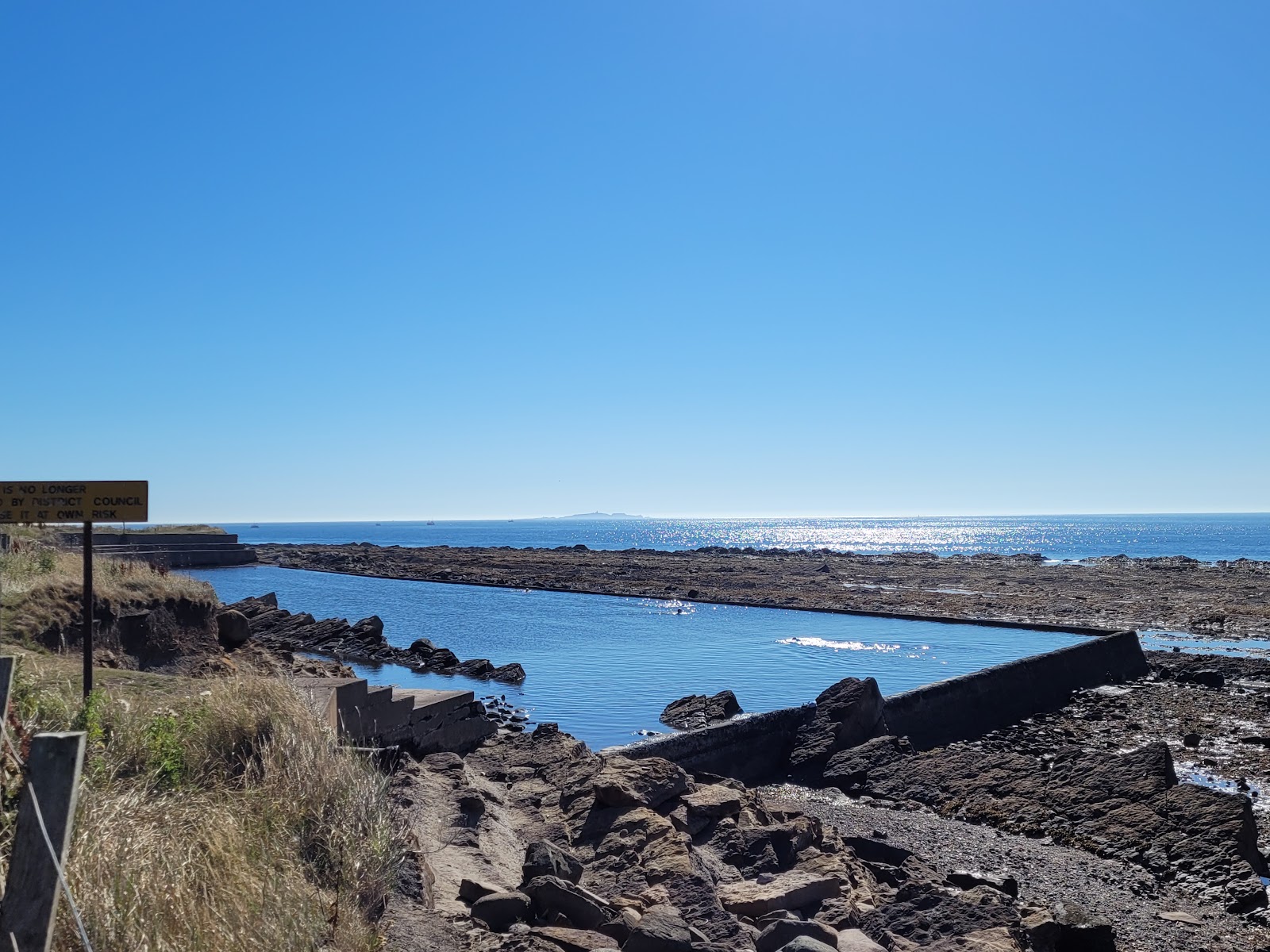 Photo of St Monans Tidal Pool Beach and the settlement