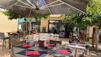 Atmosphère du Restaurant Brasserie A Piazzetta Lozari à Belgodère - n°1