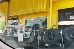 Chico's Tire Shop image