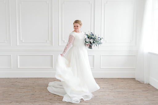Wedding Store «Elizabeth Cooper Design», reviews and photos, 12 E Main St, American Fork, UT 84003, USA