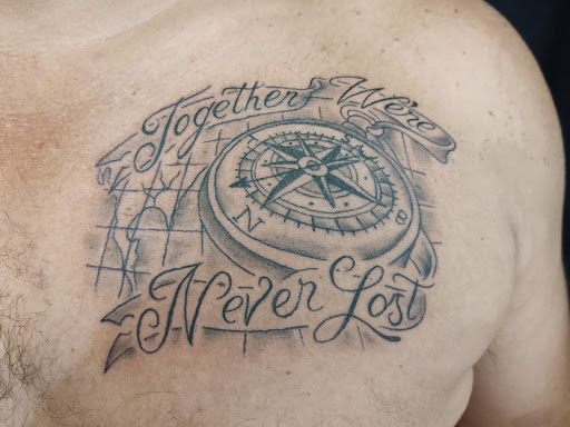 Tattoo Shop «Frontier Tattoo Company», reviews and photos, 2510 E Hunt Hwy #12, San Tan Valley, AZ 85143, USA
