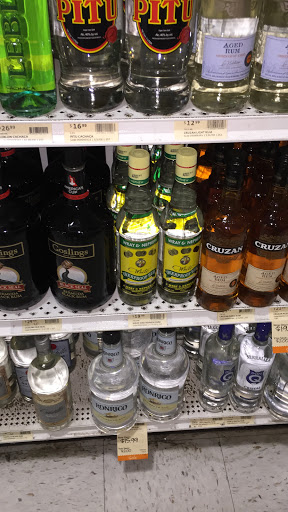 Liquor Store «Fine Wine & Good Spirits», reviews and photos, 149 Baltimore Pike, Springfield, PA 19064, USA