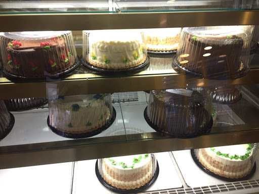 Restaurant «La Baguette French Bread and Pastry Shop», reviews and photos, 3088 Poplar Ave, Memphis, TN 38111, USA