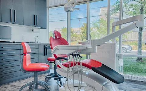 Dr. Wisdom - Dentiste Montreal - Centre Dentaire Aoude VSL image