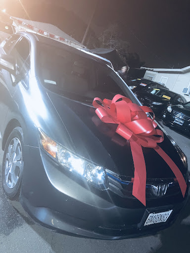 Used Car Dealer «Hilltop Cars», reviews and photos, 2100 E Pacific Coast Hwy, Long Beach, CA 90804, USA