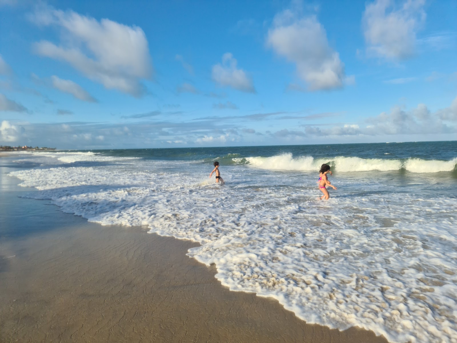 格拉坎杜海滩的照片 带有碧绿色纯水表面