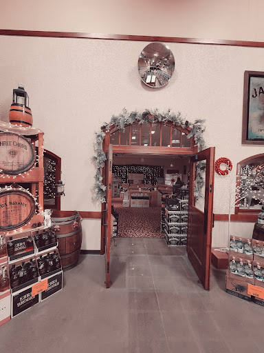 Beer Store «Liquor City», reviews and photos, 6793 E Genesee St, Fayetteville, NY 13066, USA