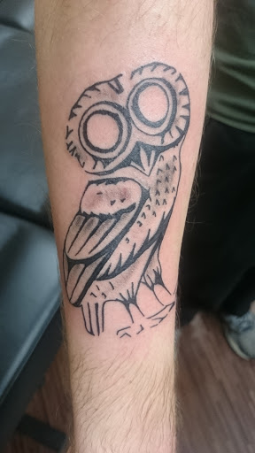 Explore celtic knot tattoo ideas, creative tattoo ideas in Duncan, available at Old 81 Tattoos