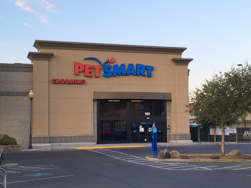 PetSmart, 1131 Sanguinetti Rd, Sonora, CA 95370, USA, 
