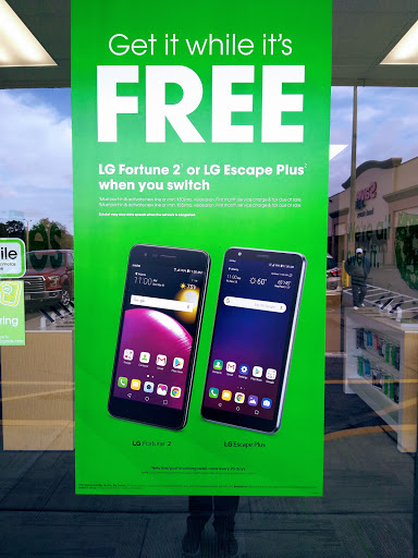 Cell Phone Store «Cricket Wireless Authorized Retailer», reviews and photos, 36606 FL-54 Ste 14, Zephyrhills, FL 33541, USA
