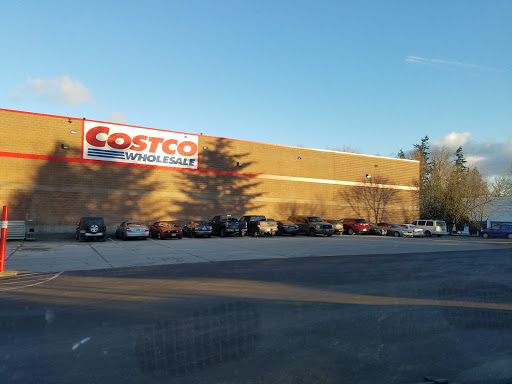 Costco Wholesale, 13130 SE 84th Ave, Clackamas, OR 97015, USA, 