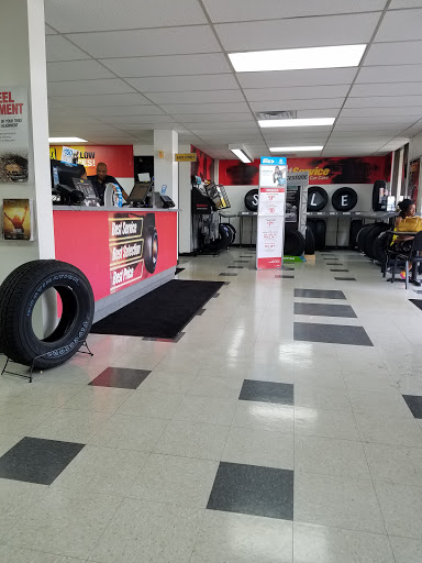 Tire Shop «Tires Plus», reviews and photos, 7110 GA-85, Riverdale, GA 30274, USA