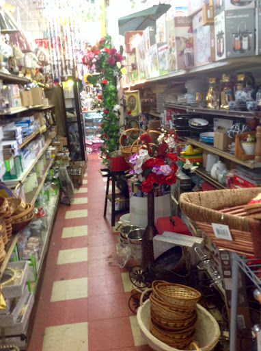 Hardware Store «MAD HARDWARE/DISCOUNT STORE», reviews and photos, 1308 Fulton St, Brooklyn, NY 11216, USA